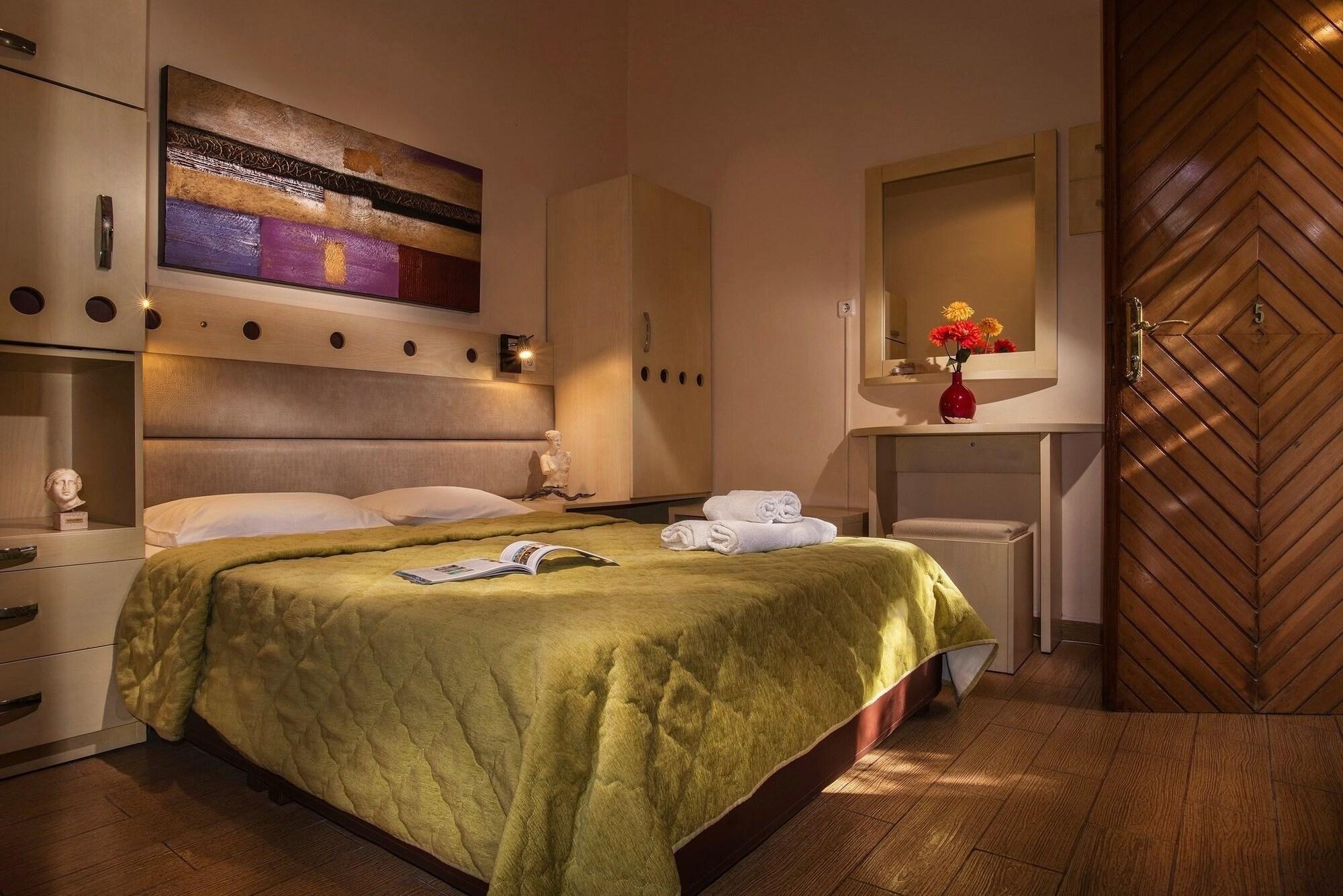 Semiramis Guesthouse Adámasz Kültér fotó