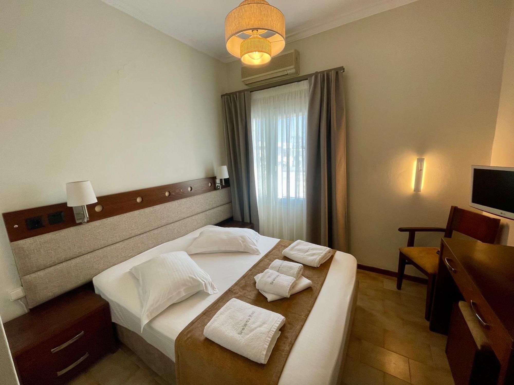 Semiramis Guesthouse Adámasz Kültér fotó