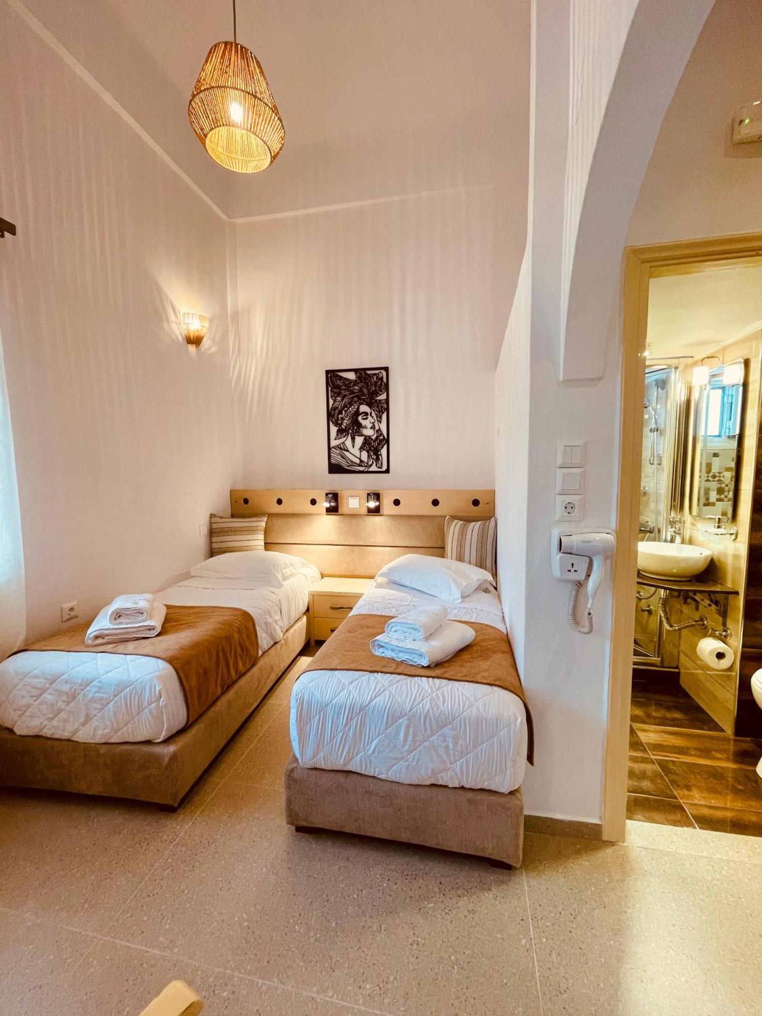 Semiramis Guesthouse Adámasz Kültér fotó