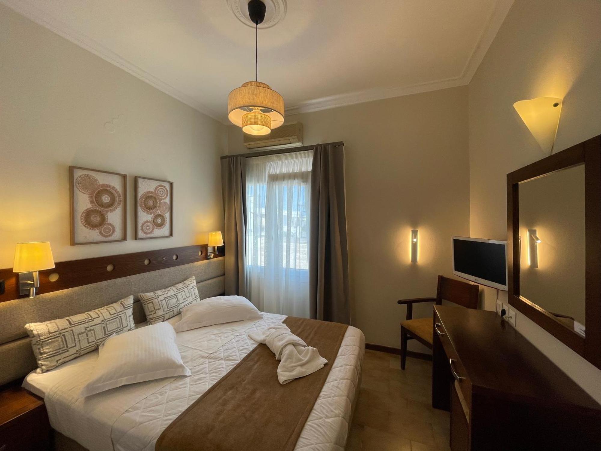Semiramis Guesthouse Adámasz Kültér fotó