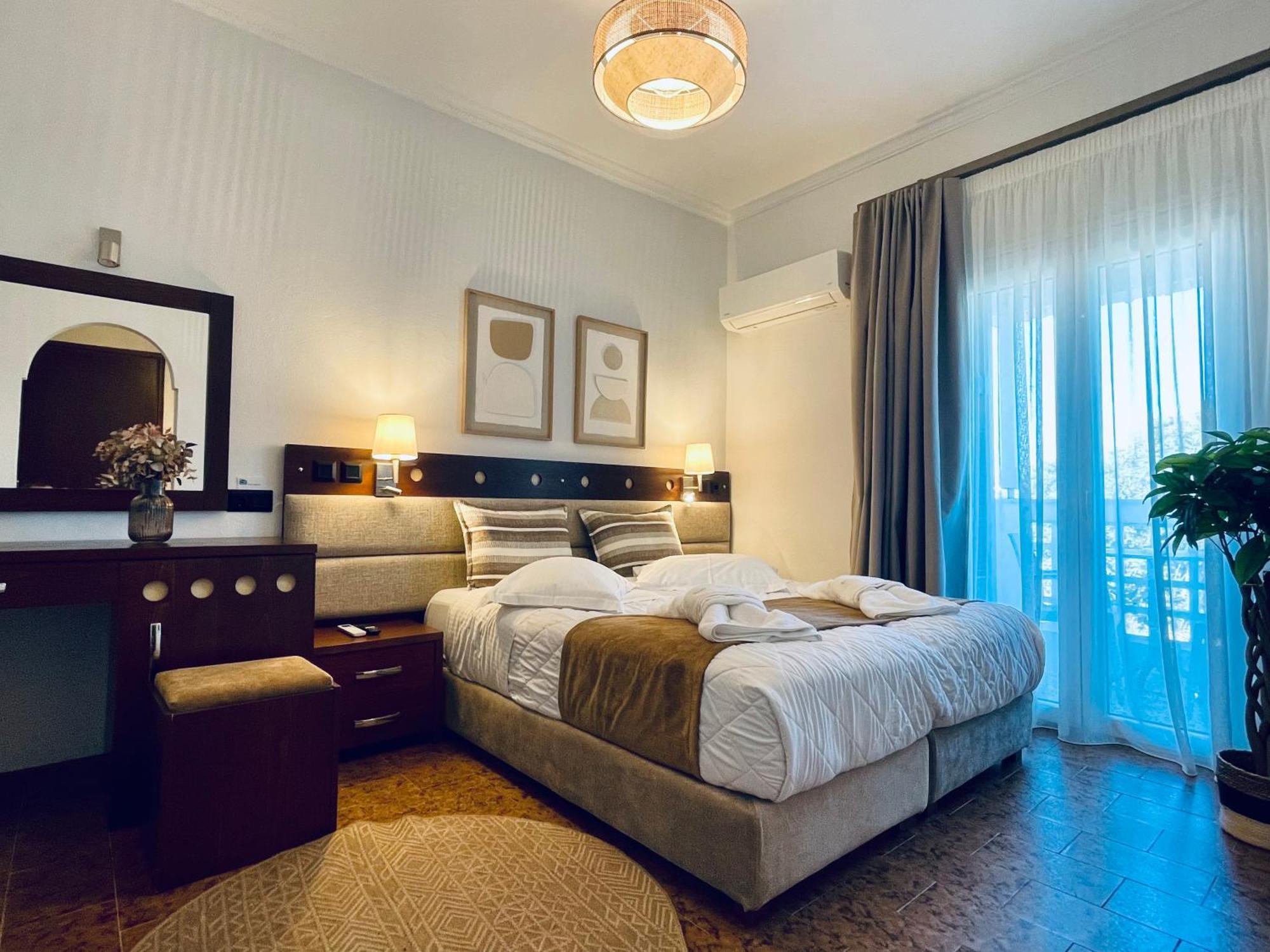 Semiramis Guesthouse Adámasz Kültér fotó